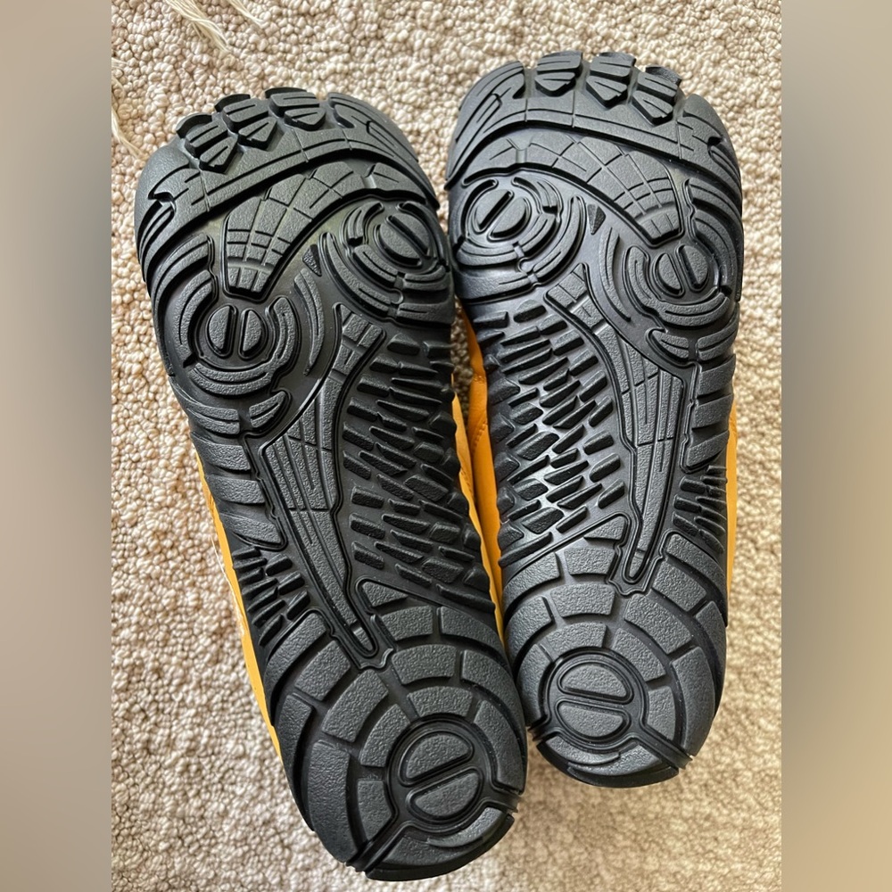 Nature Contact hiking boots. Size 41 (10US). Vegan. NWT Lightweight/lug soles. - Picture 8 of 12